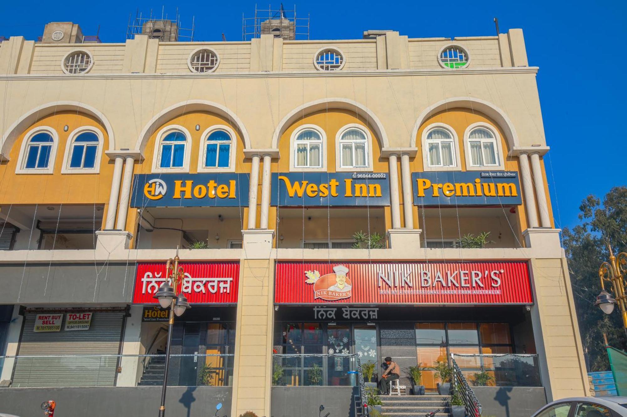 Hotel West Inn Premium Kharar Exterior photo